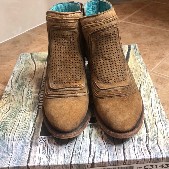 Booties - Picture 6 of 8